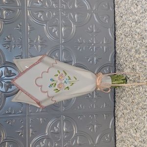 Vintage Flowered Napkin Wall Pocket Vase